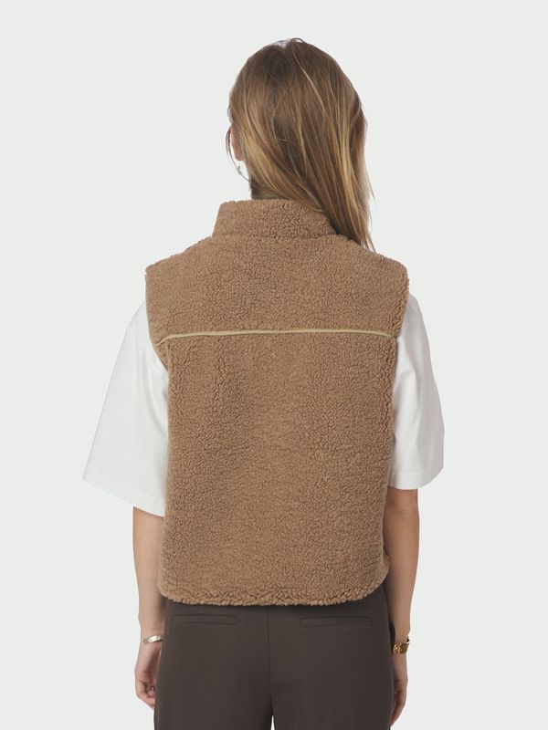 Scout Teddy Waistcoat Taupe